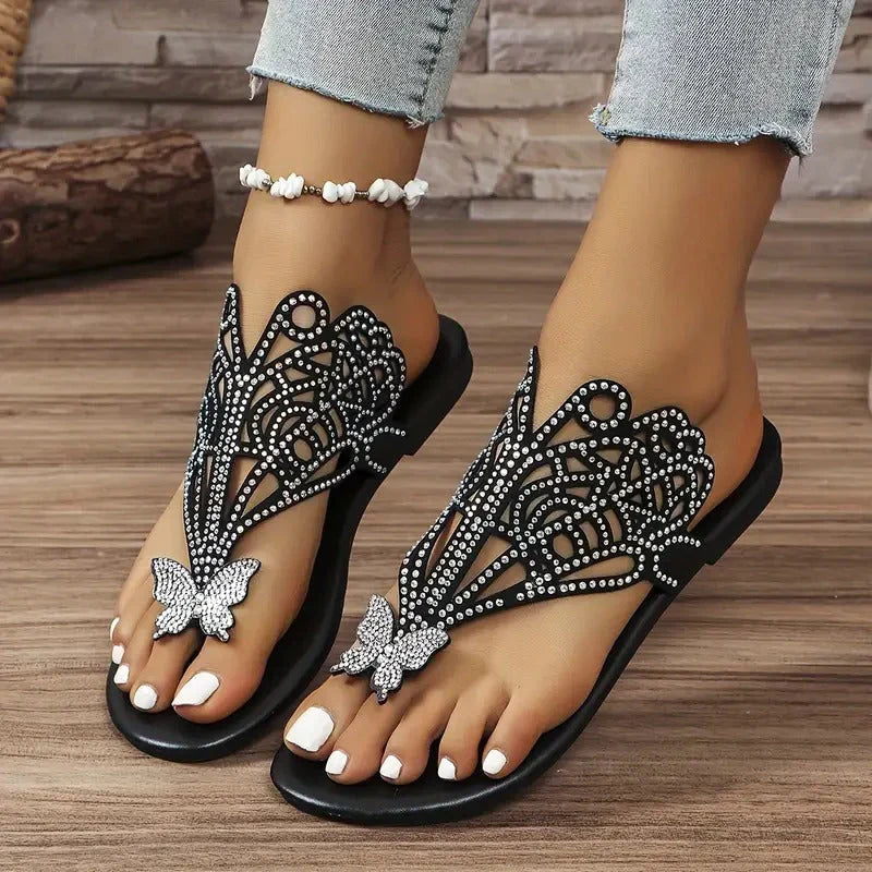 Thitera | Sandalias Elegantes de Piel con Detalle de Mariposa