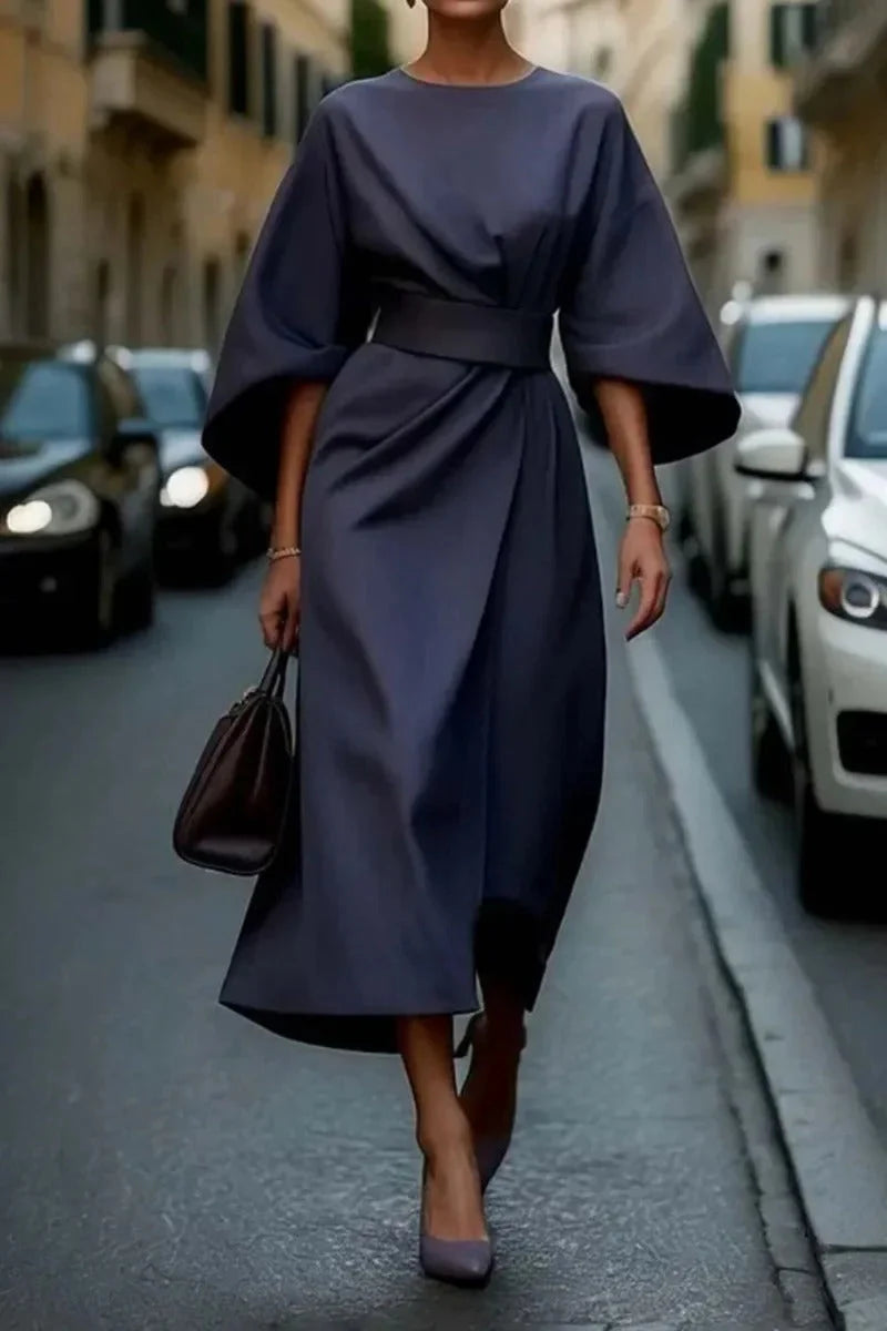 Rosie | Vestido Elegante con Mangas Cortas y Cinturón