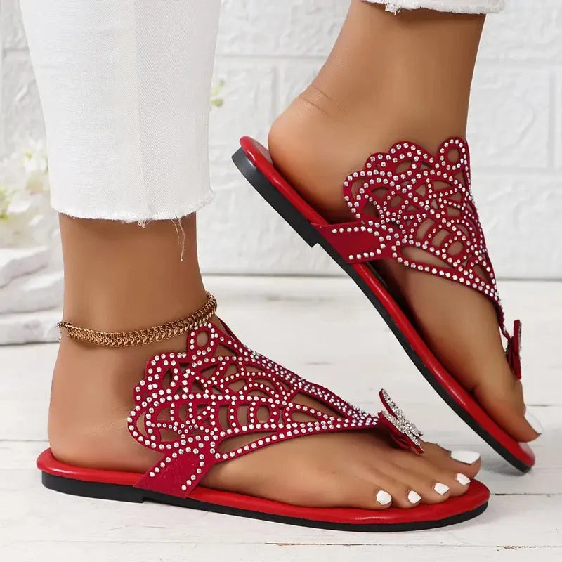 Thitera | Sandalias Elegantes de Piel con Detalle de Mariposa