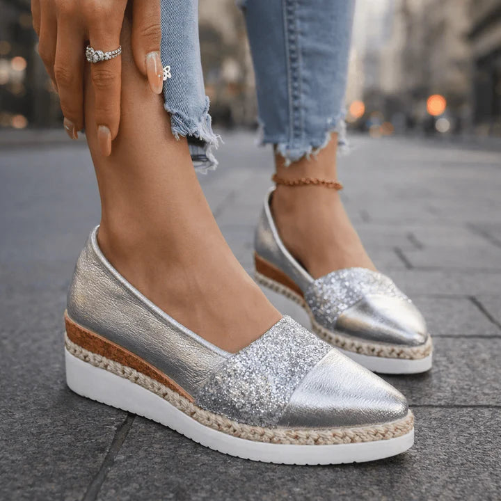 Rita | Zapatillas con Cuña y Brillos