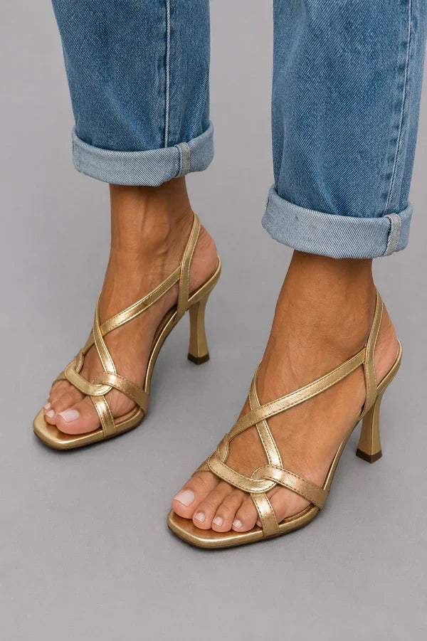 Elisabetta | Sandalias Doradas de Verano