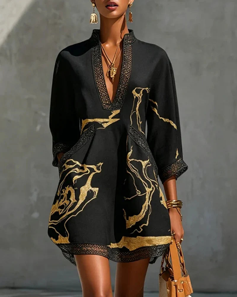 Sacce | Vestido Elegante de Cuello Alto con Mangas Semitransparentes