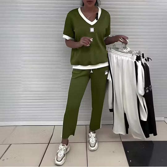 Nora | Conjunto Casual de Dos Piezas con Escote en V