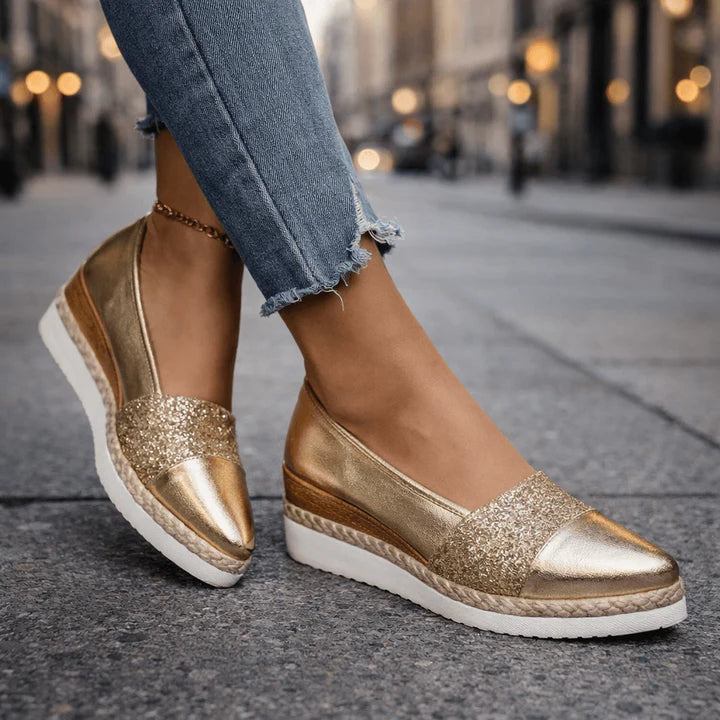 Rita | Zapatillas con Cuña y Brillos