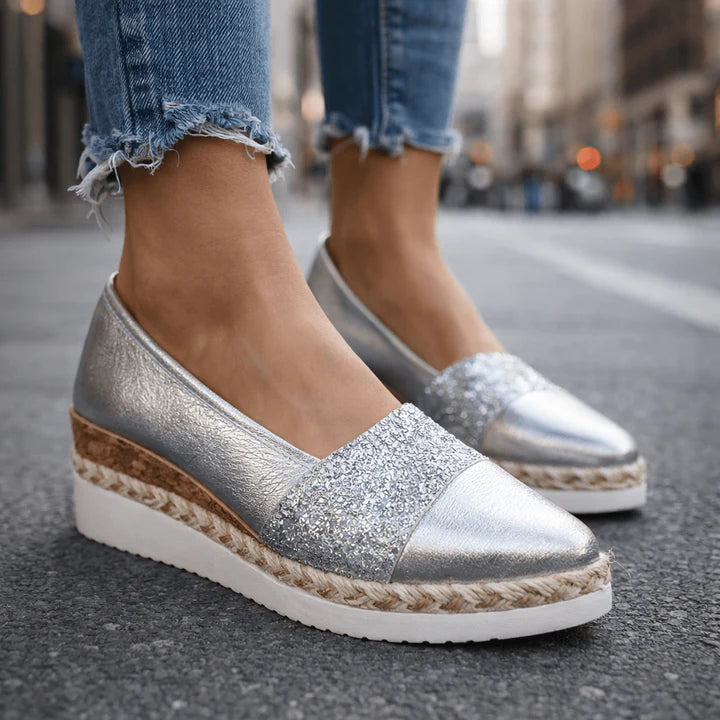 Rita | Zapatillas con Cuña y Brillos