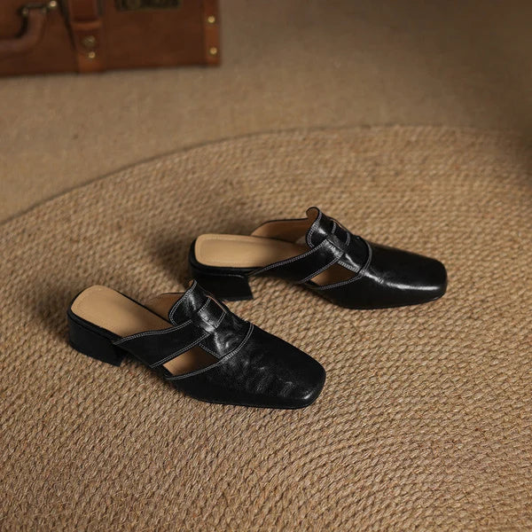 Carolie | Mules con Correa y Punta Cuadrada