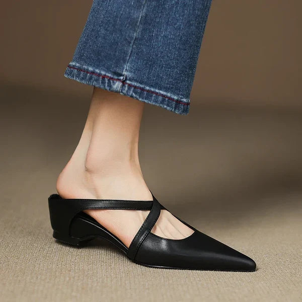 Carmela | Mules de Punta con Tiras Cruzadas
