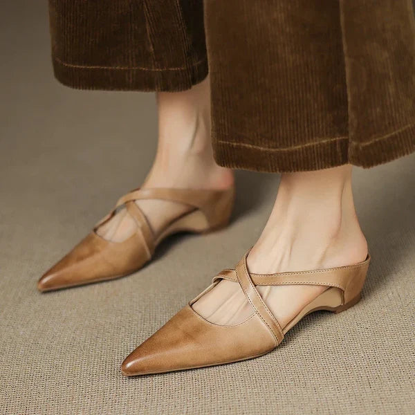 Carmela | Mules de Punta con Tiras Cruzadas