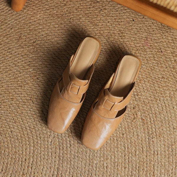 Carolie | Mules con Correa y Punta Cuadrada
