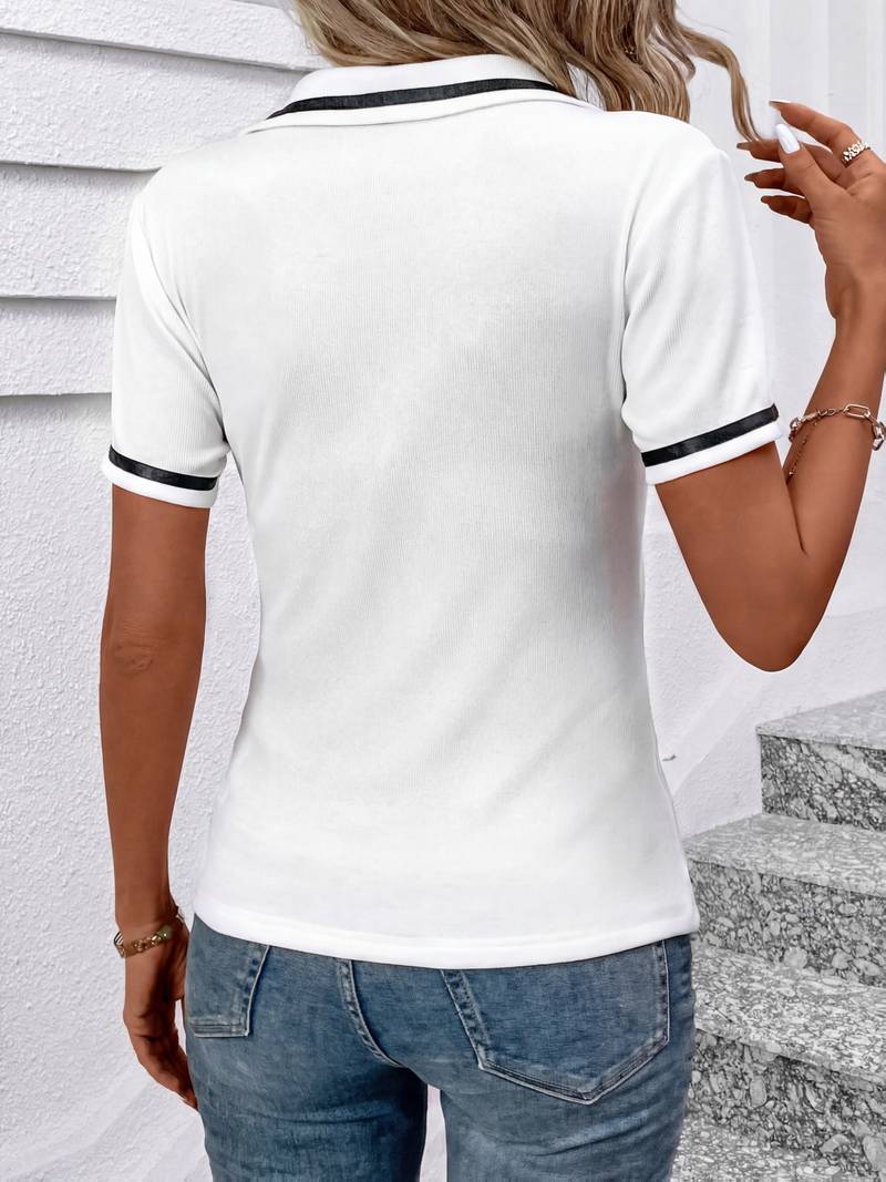 Nelia | Camiseta Elegante de Manga Corta con Cuello de Solapa